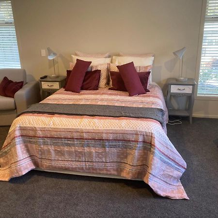 Cambridge Te Awa Rivertrail Bnb Екстериор снимка